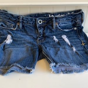 Hurley distressed jean short